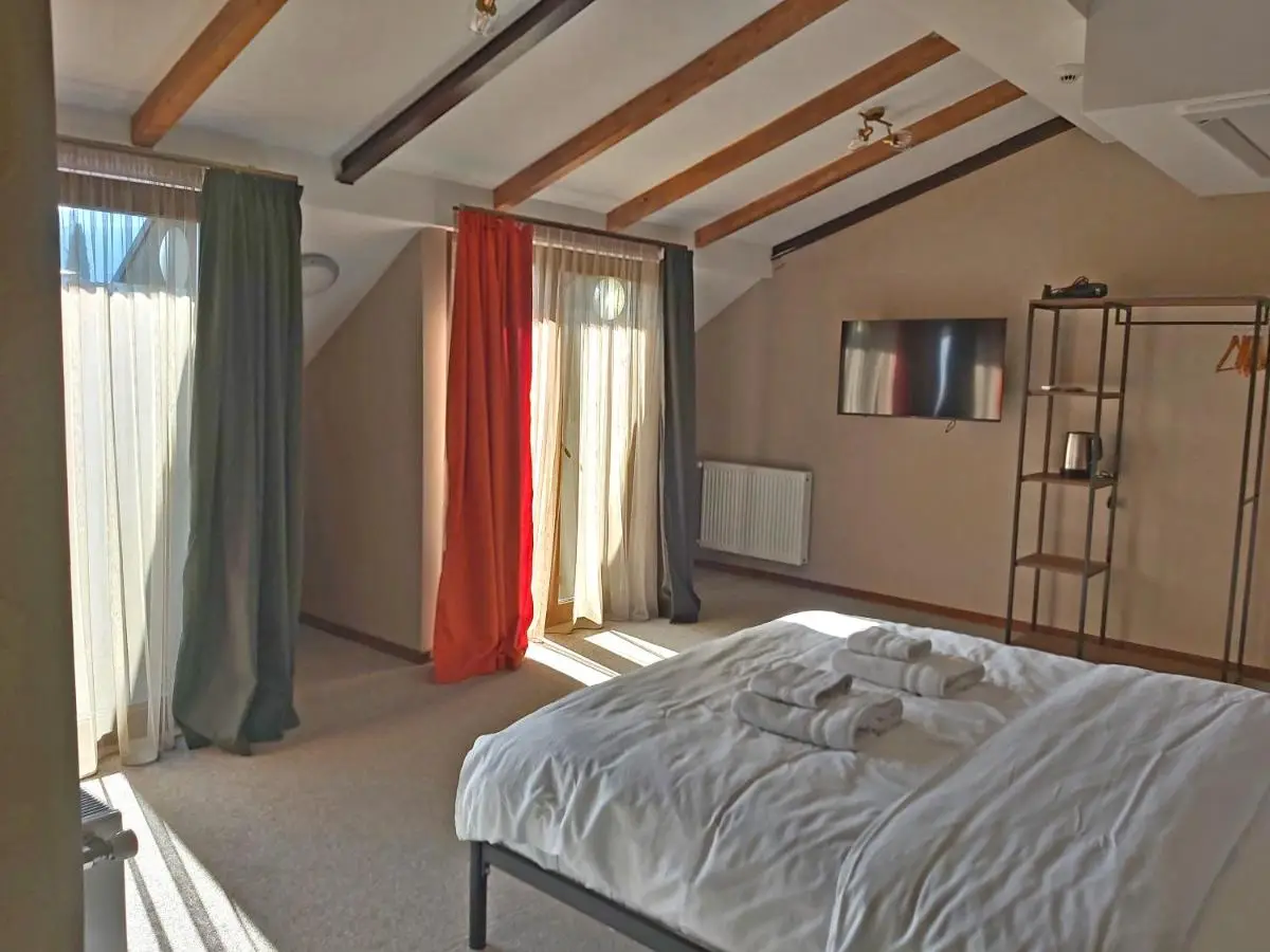 Green Inn Hotel
