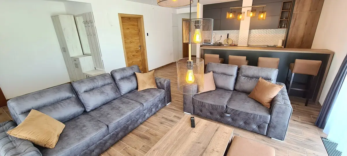Ground floor, 3BDR, shared pool