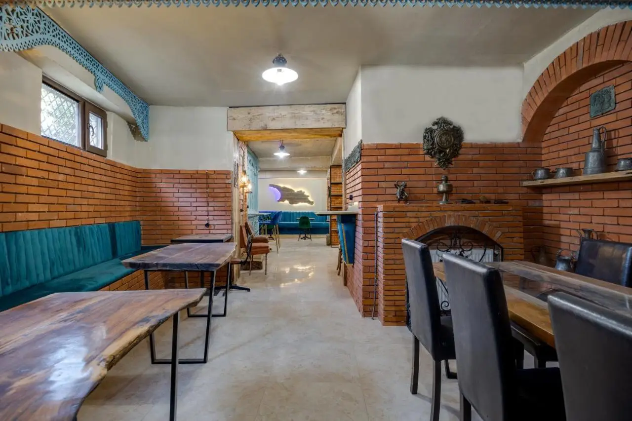 Regraph Hotel
