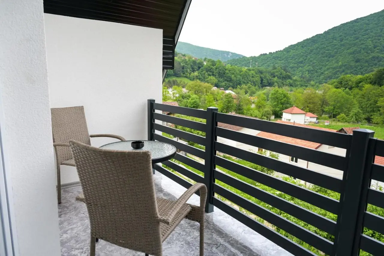 Ćato s cottage