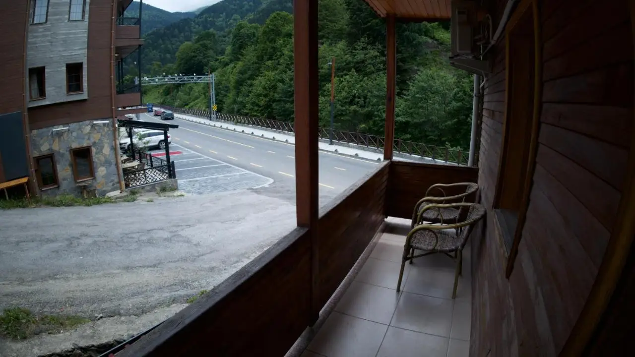 Meric Hotel