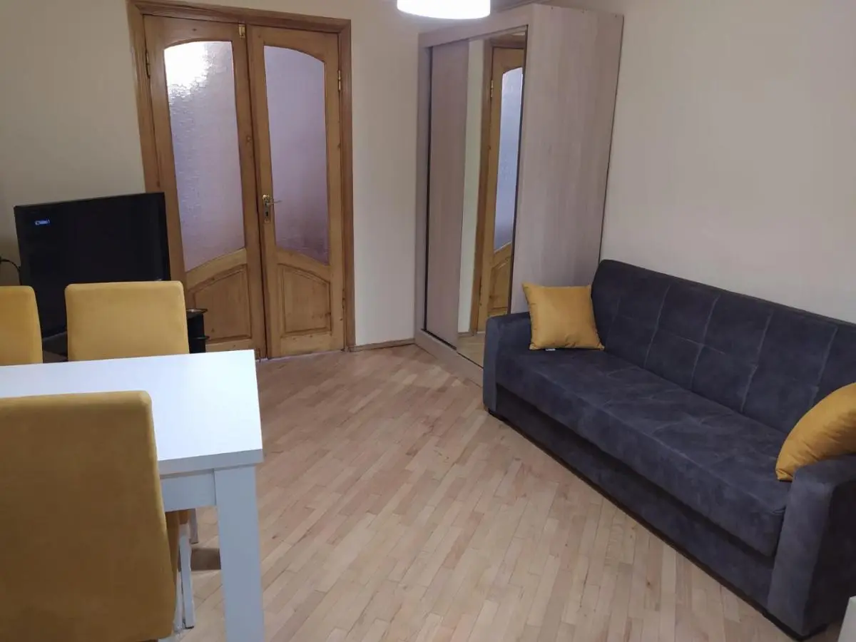 Apartment Dry Bridge