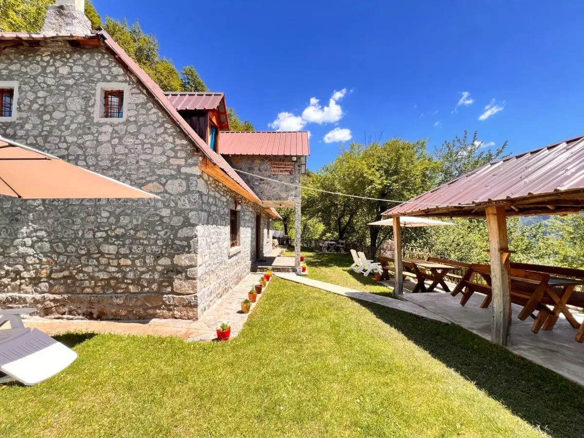 Guest House Gjelaj