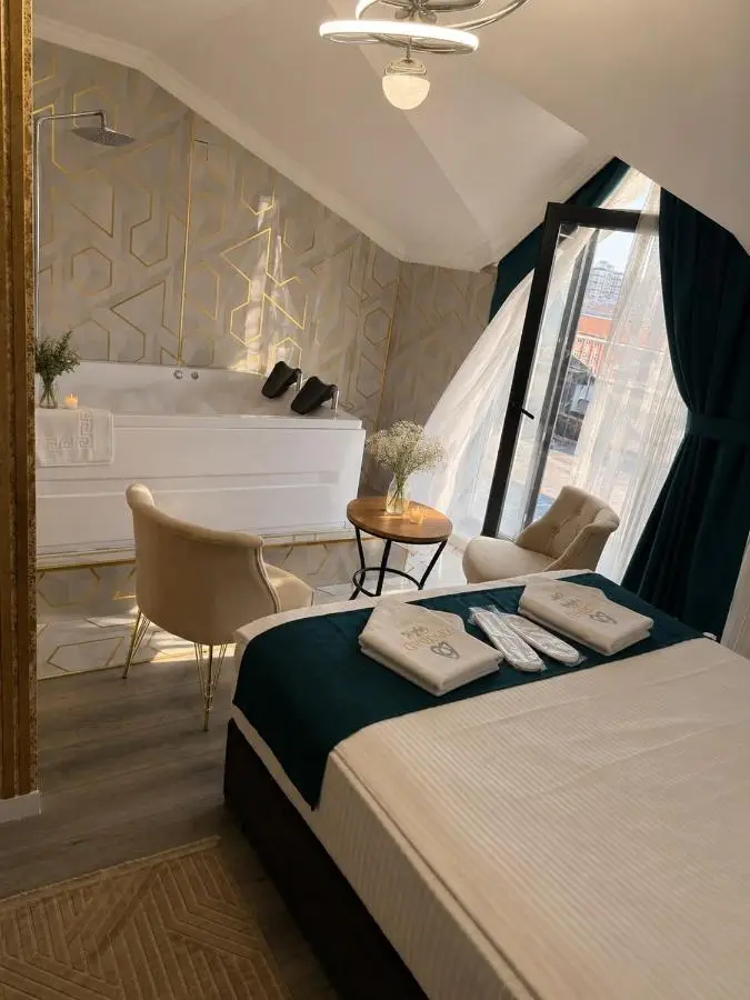 Asgard Hotel
