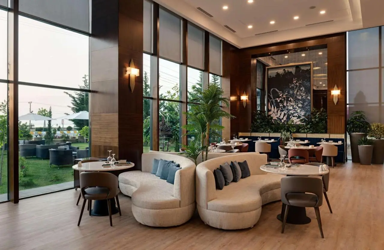 Doubletree by Hilton Van