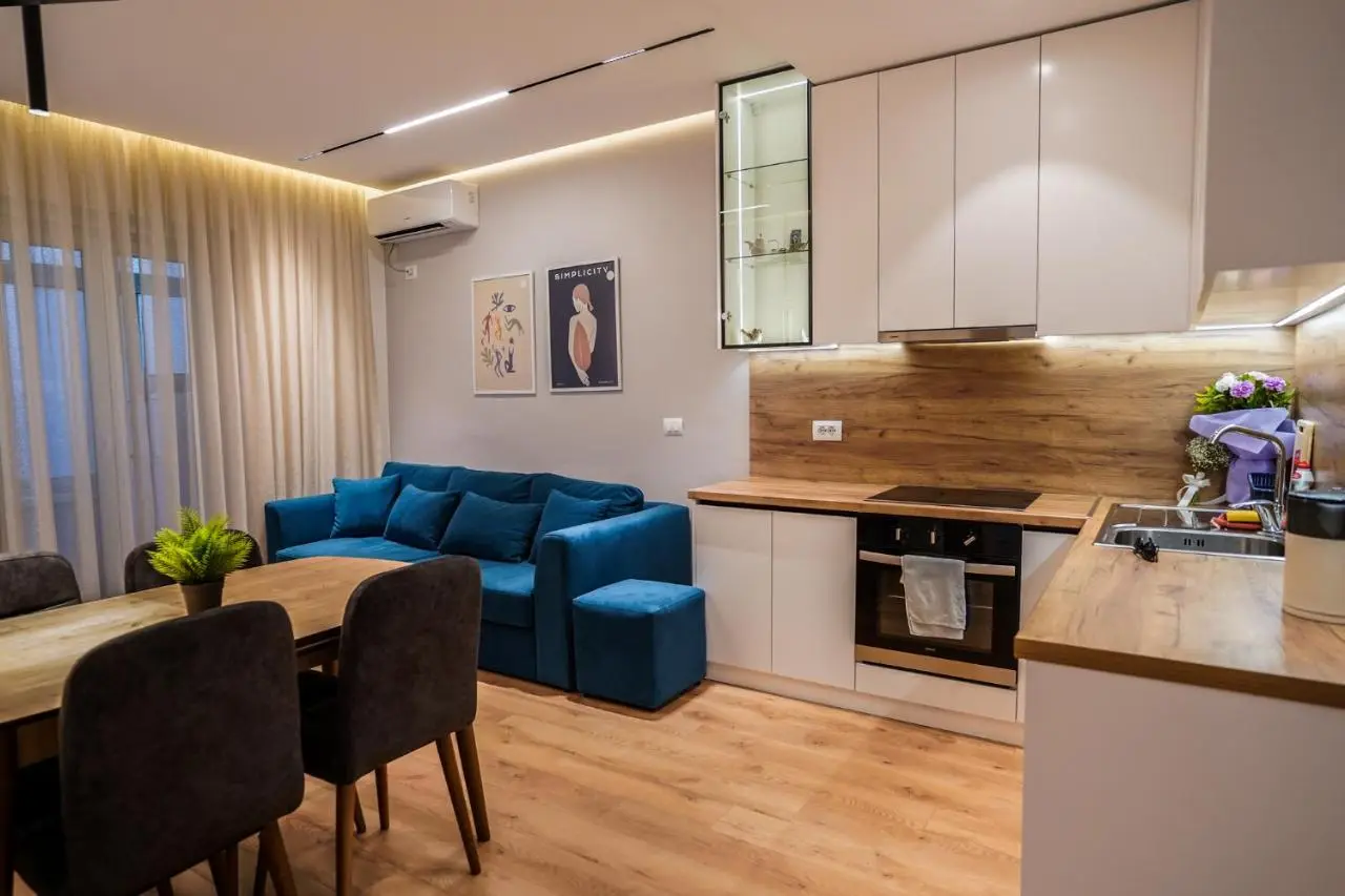 2BR at Café Flora Skanderbeg Square Area