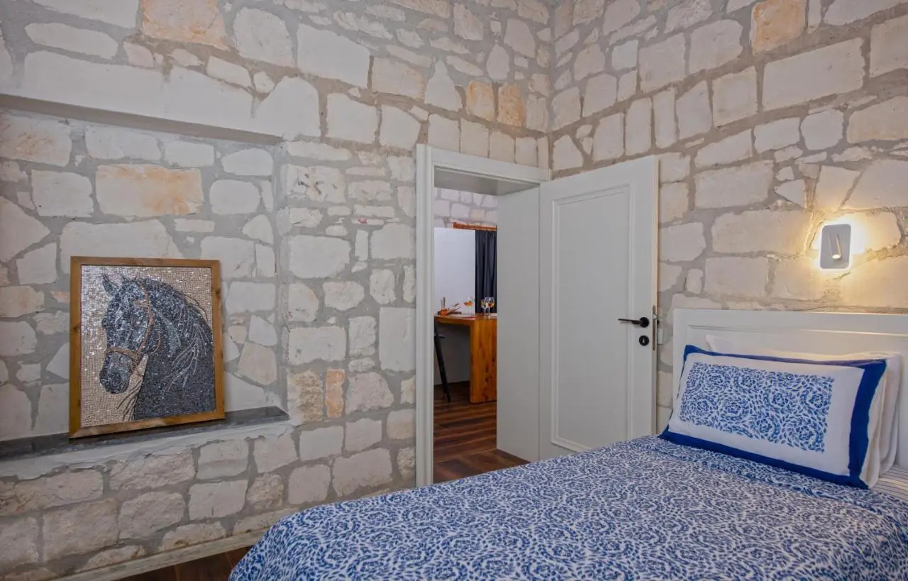 Yusalis Garden Hotel
