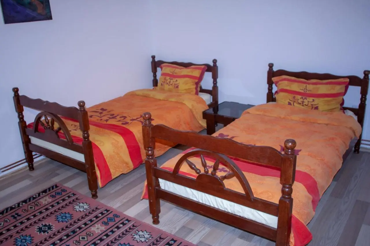 Guest House Fena