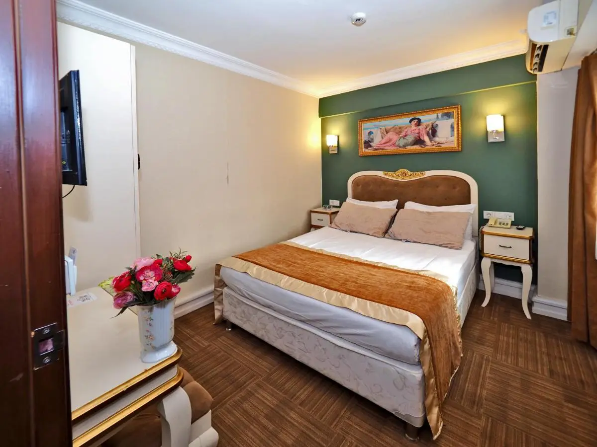 Elysion Hotel
