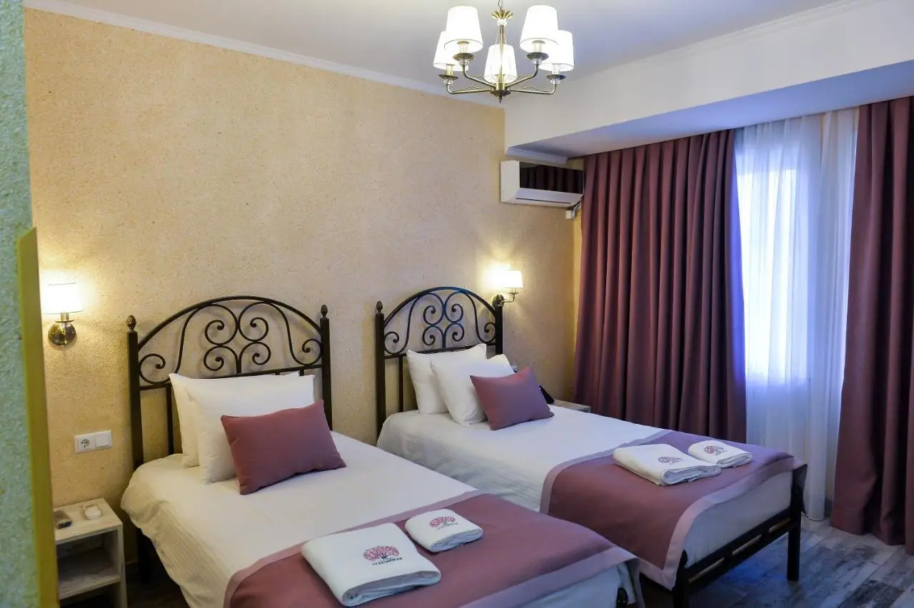 hotel Magnolia in the city centre