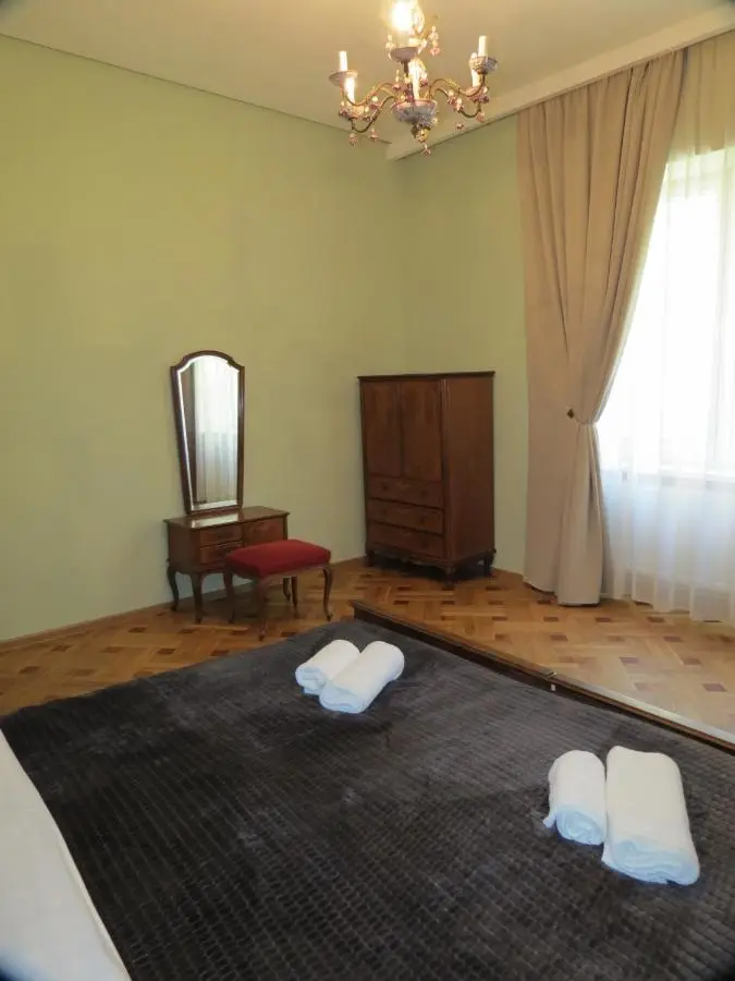 Three Rooms Apartment