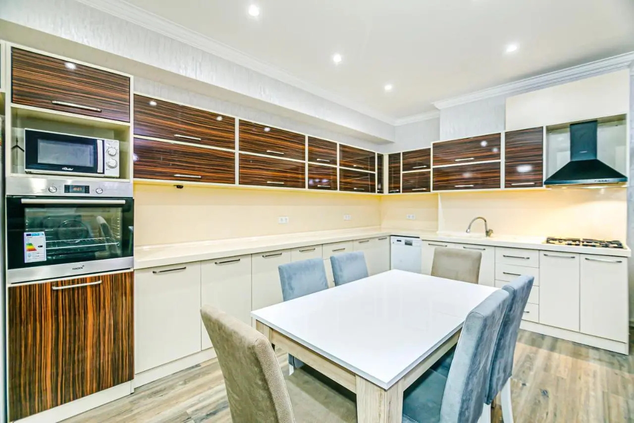 Park Azure Sea View Vip Apartment by Baku Housing
