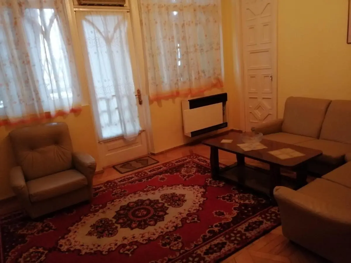 Apartment on Rustaveli 41