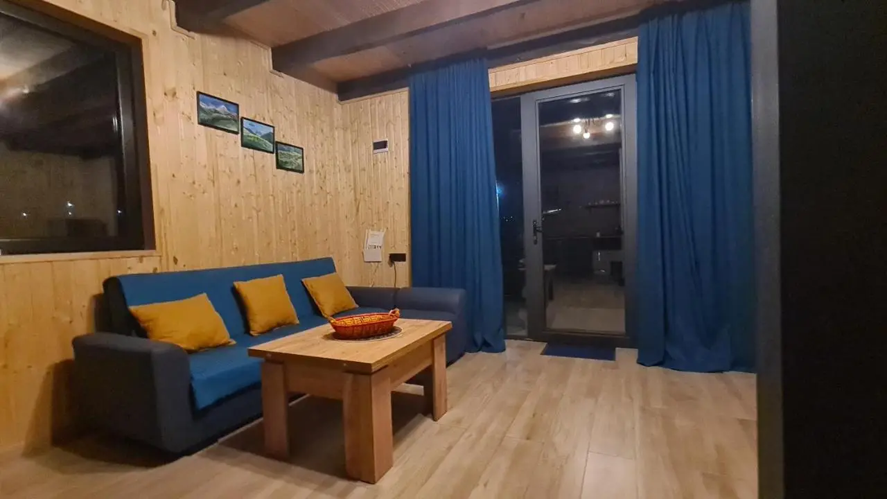 Cottage Cozy Yard