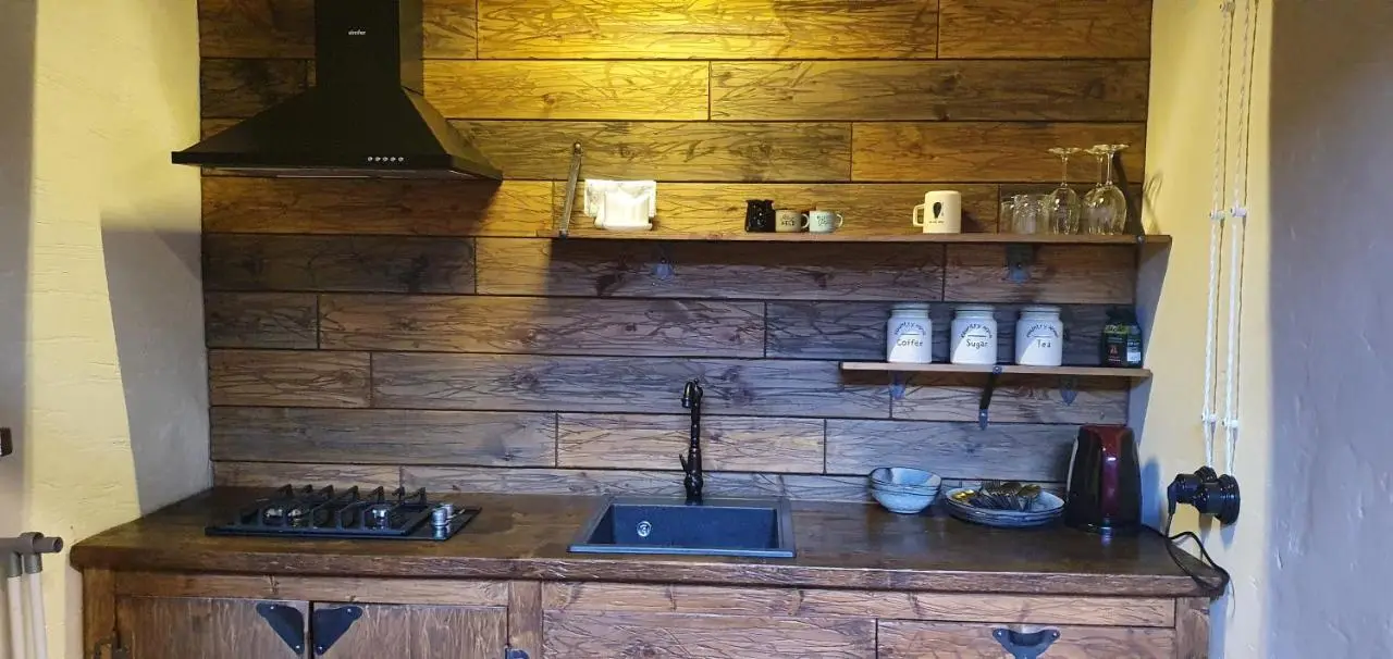 Elia Loft