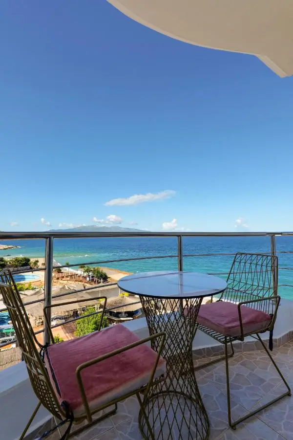 El Mare Hotel