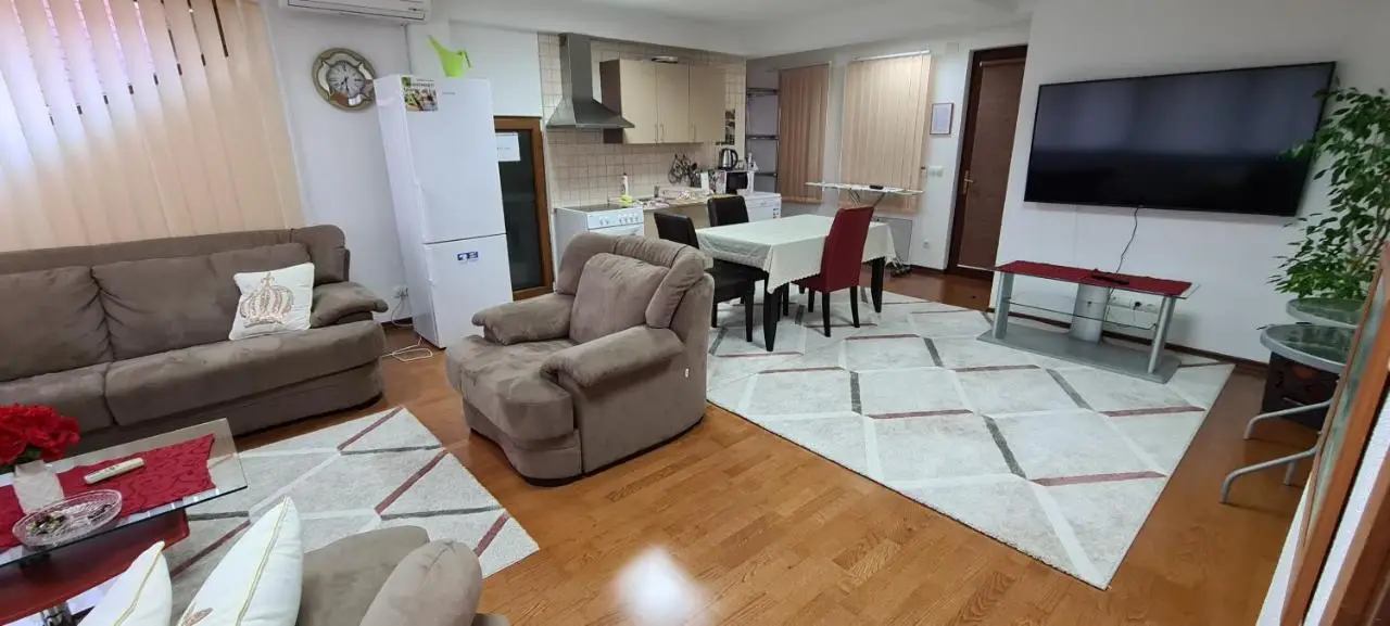 Hana Superior Apartments