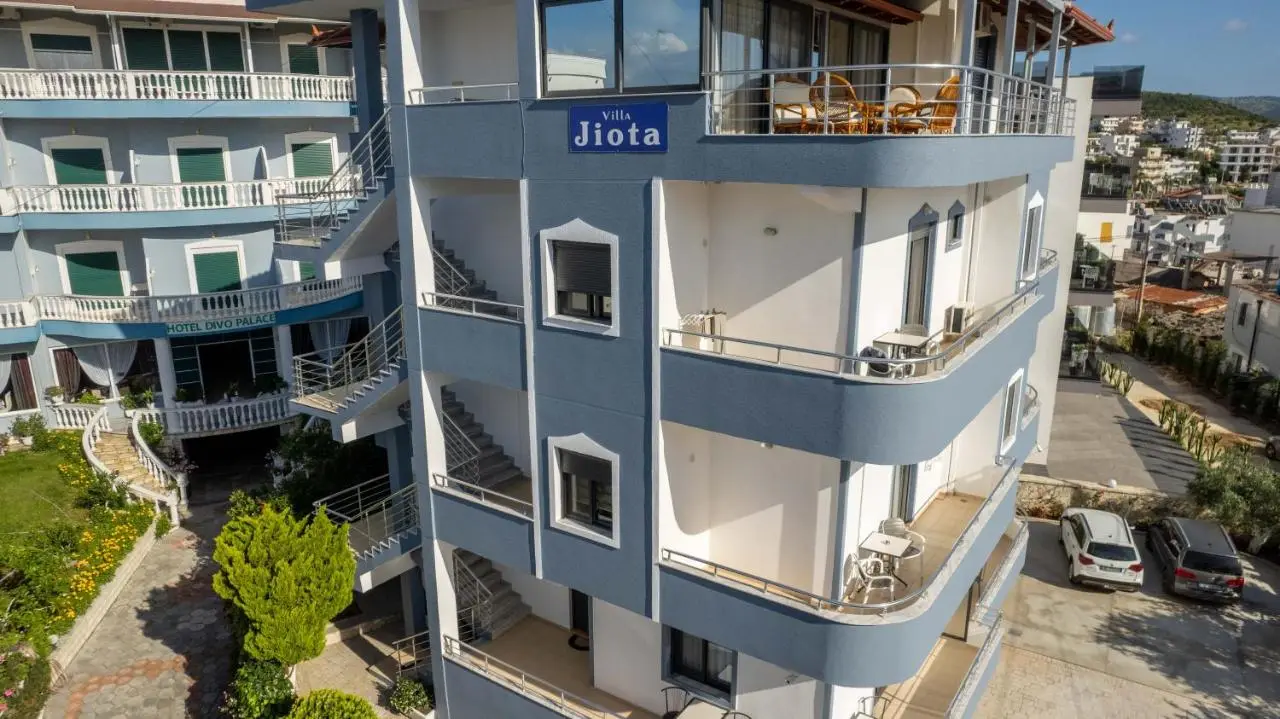 Villa JIOTA
