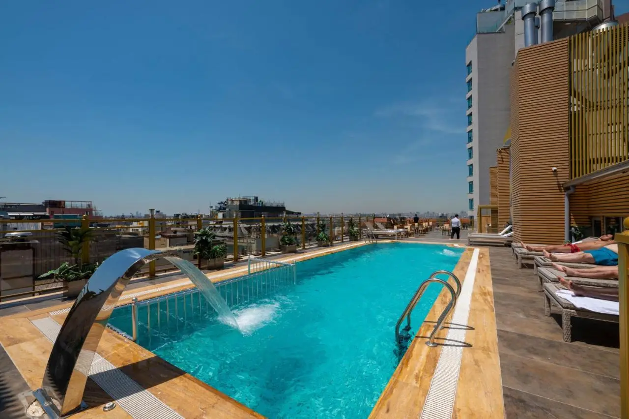 Ramada By Wyndham Istanbul Pera