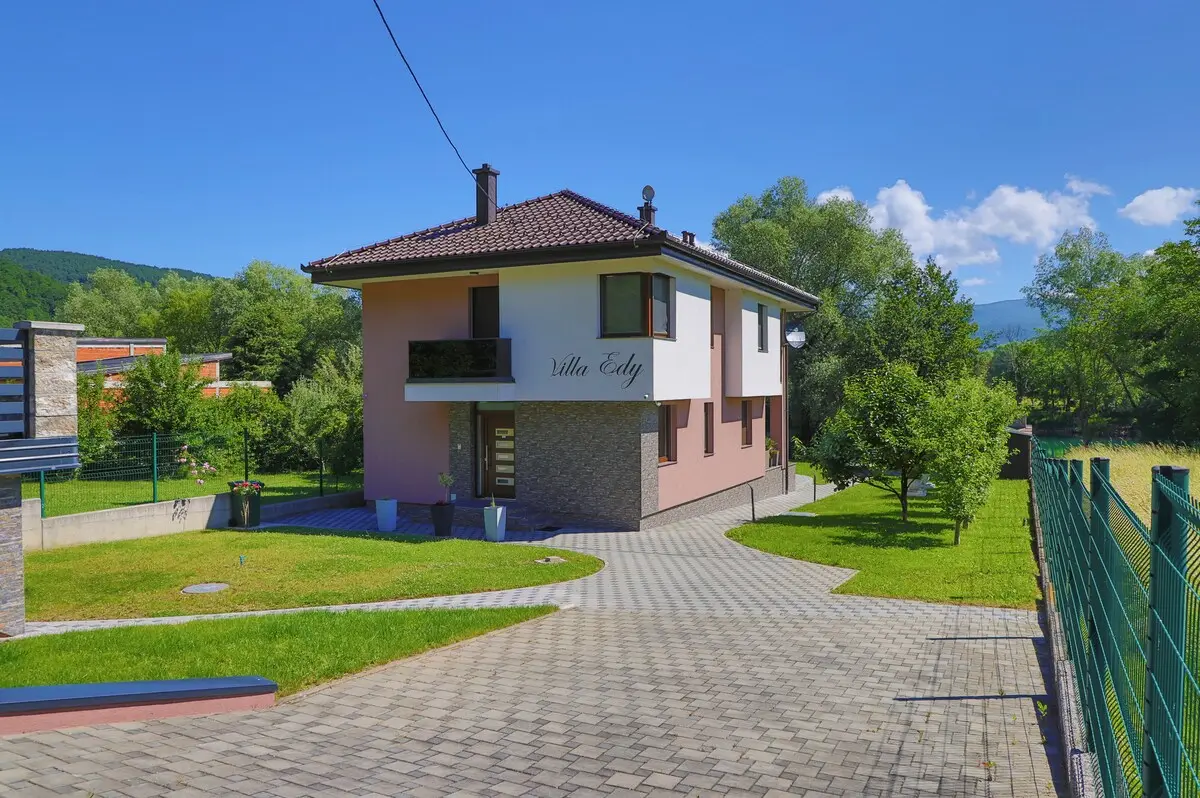 Apartments Edy 1