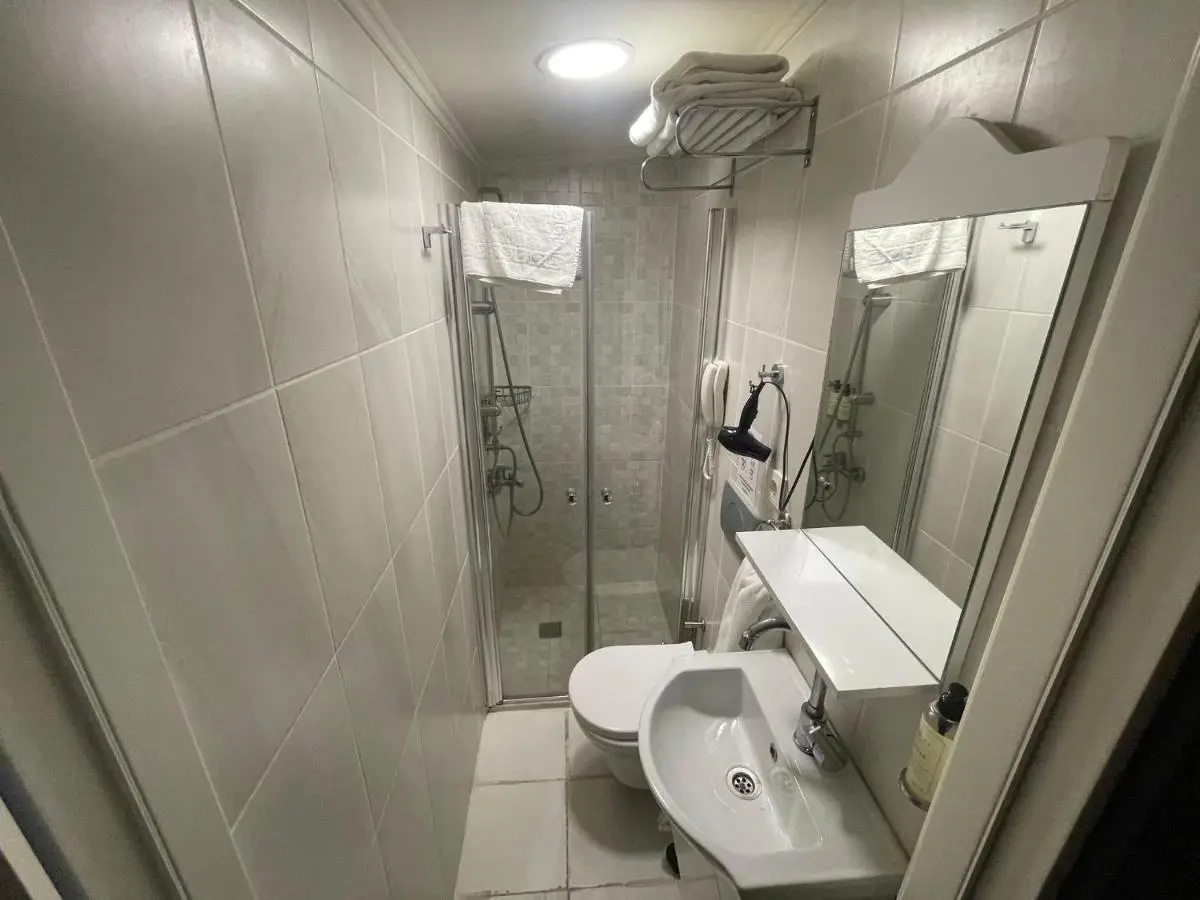 EA Exclusive Hotel