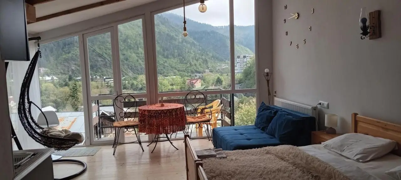 Tamara's apartment