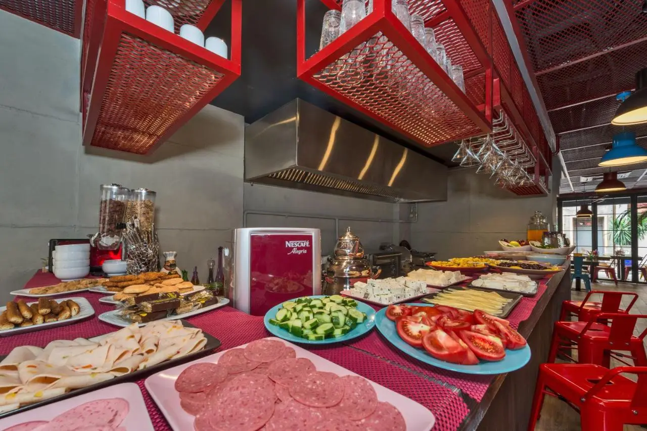 Taksim Istanbul Nis Hotel - Istiklal Street