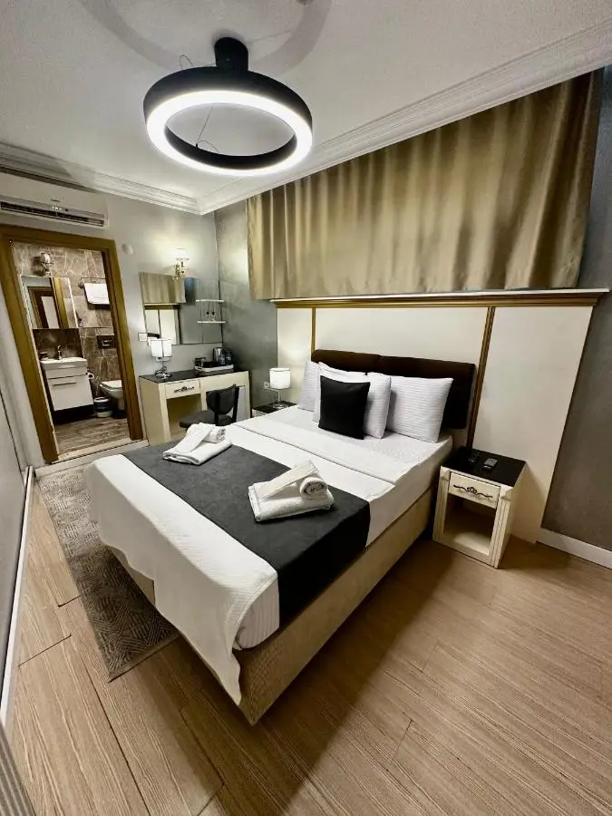 LElLl HAGİA SOFİA OTEL