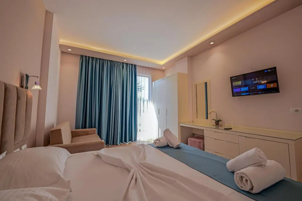 HOTEL DENOEL