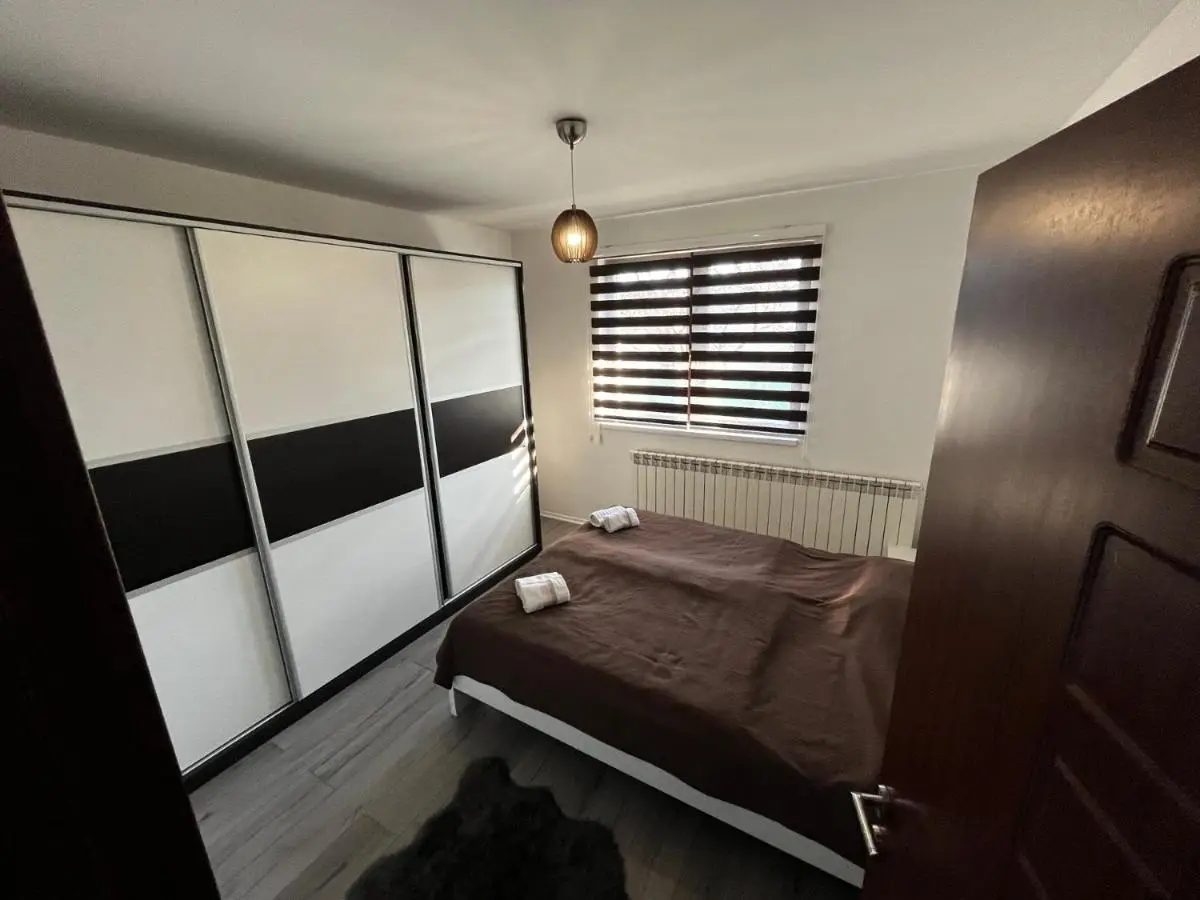 Silver Apartment