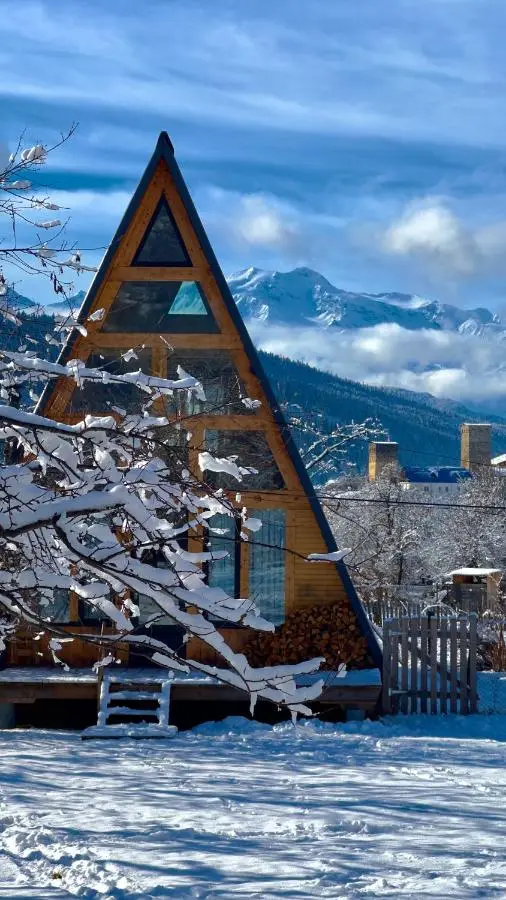 A-frame mestia