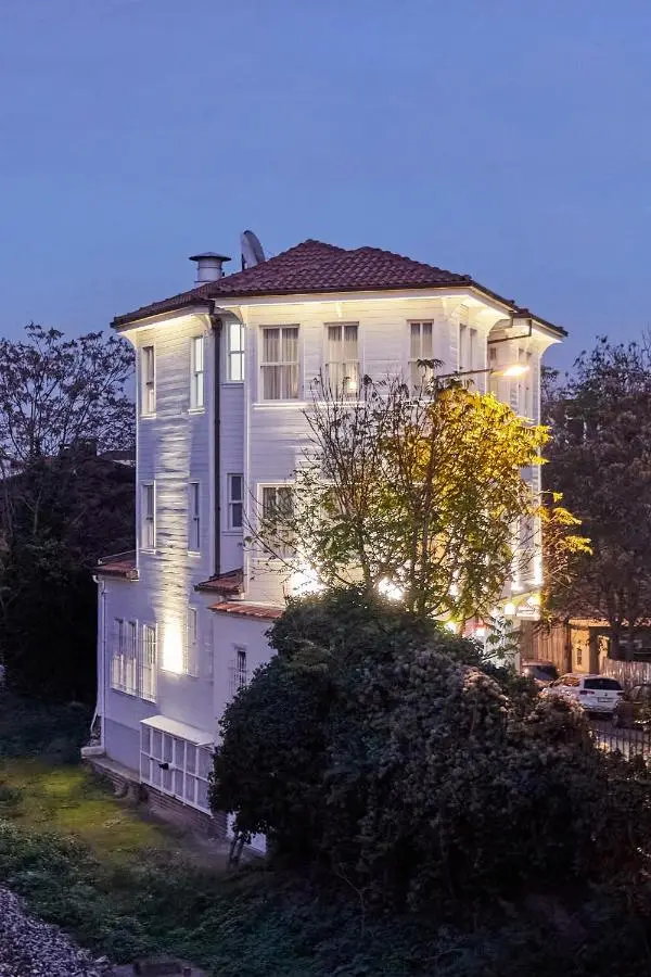 White Palace Old City Boutique Hotel