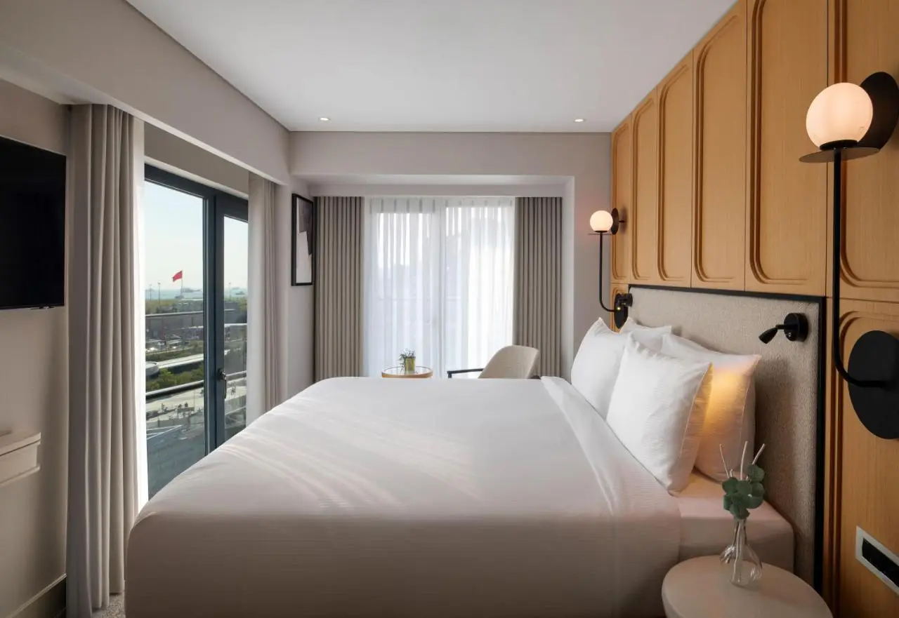 Lunet Old City Hotel