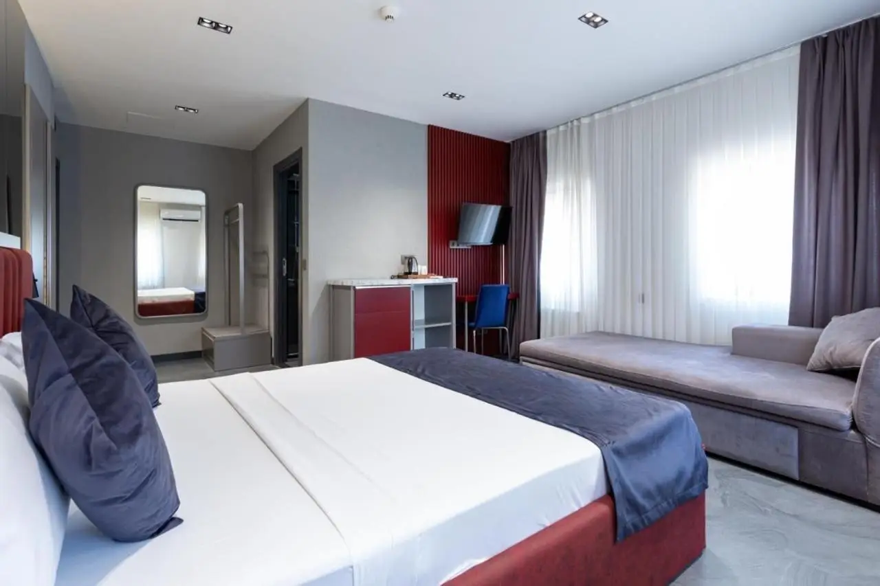 Abone Suites