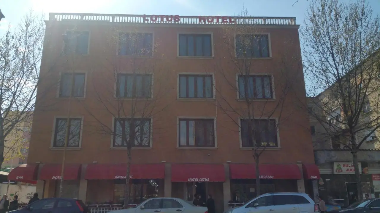 Hotel Lotus