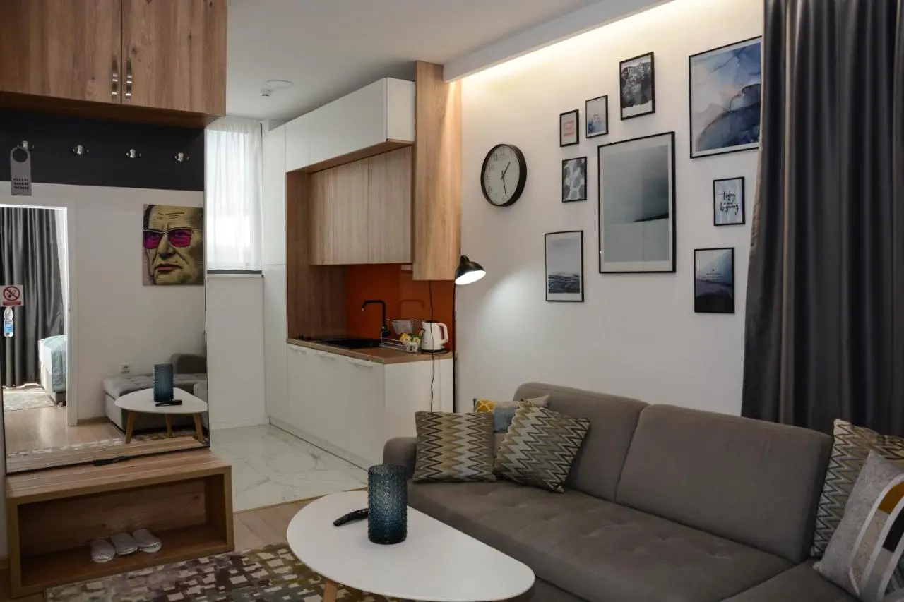 OLYMPIC 84 Apartments