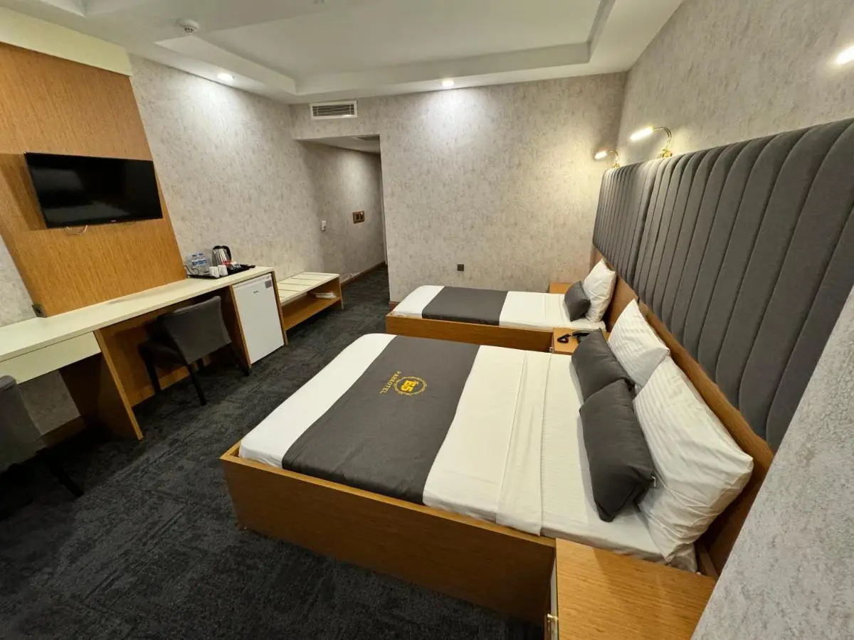 E5 PARK OTEL