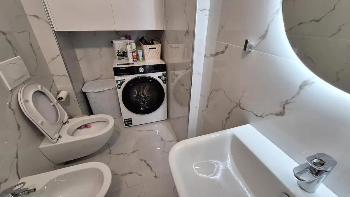 White Palace Apartment