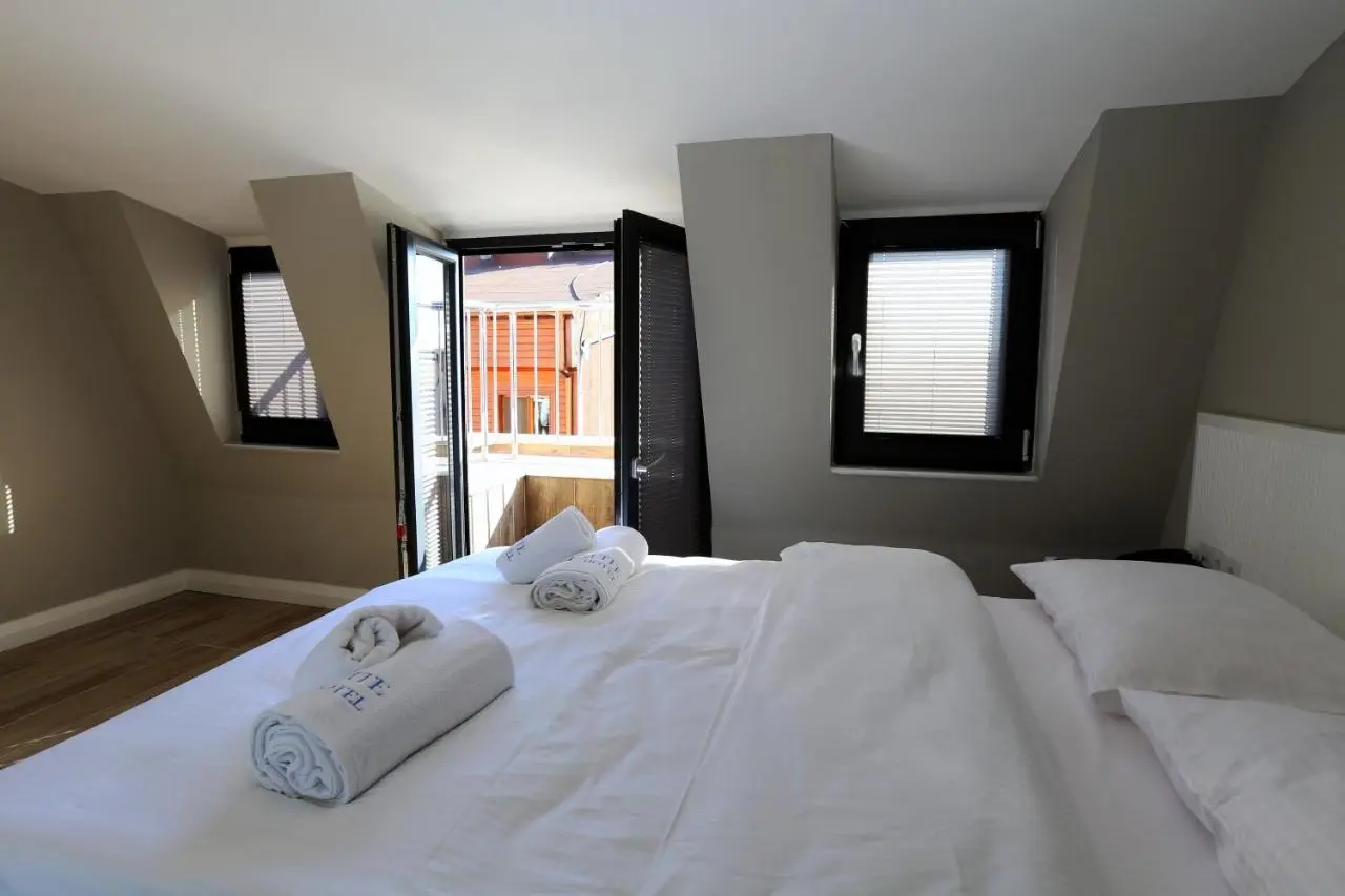 Sel Suite Hotel