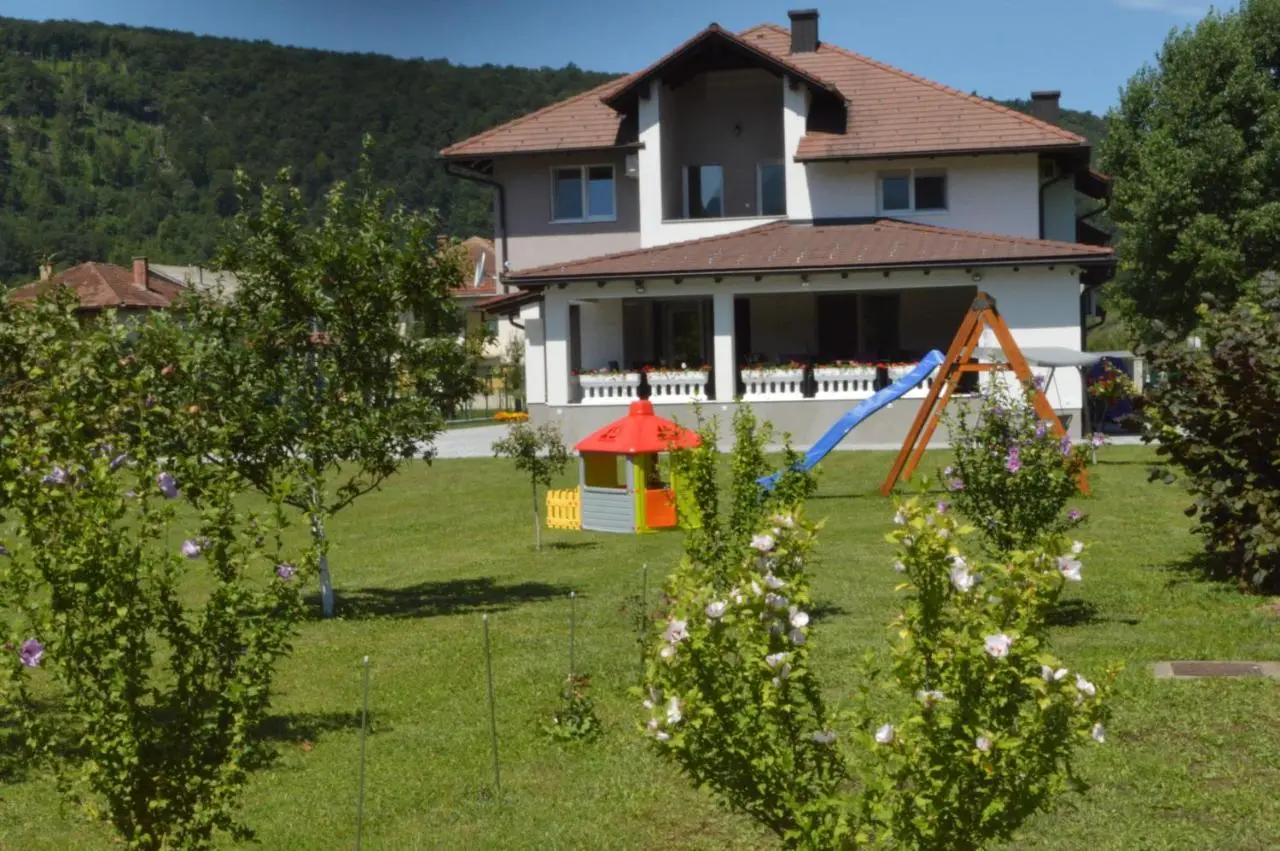 Amal Grand Villa