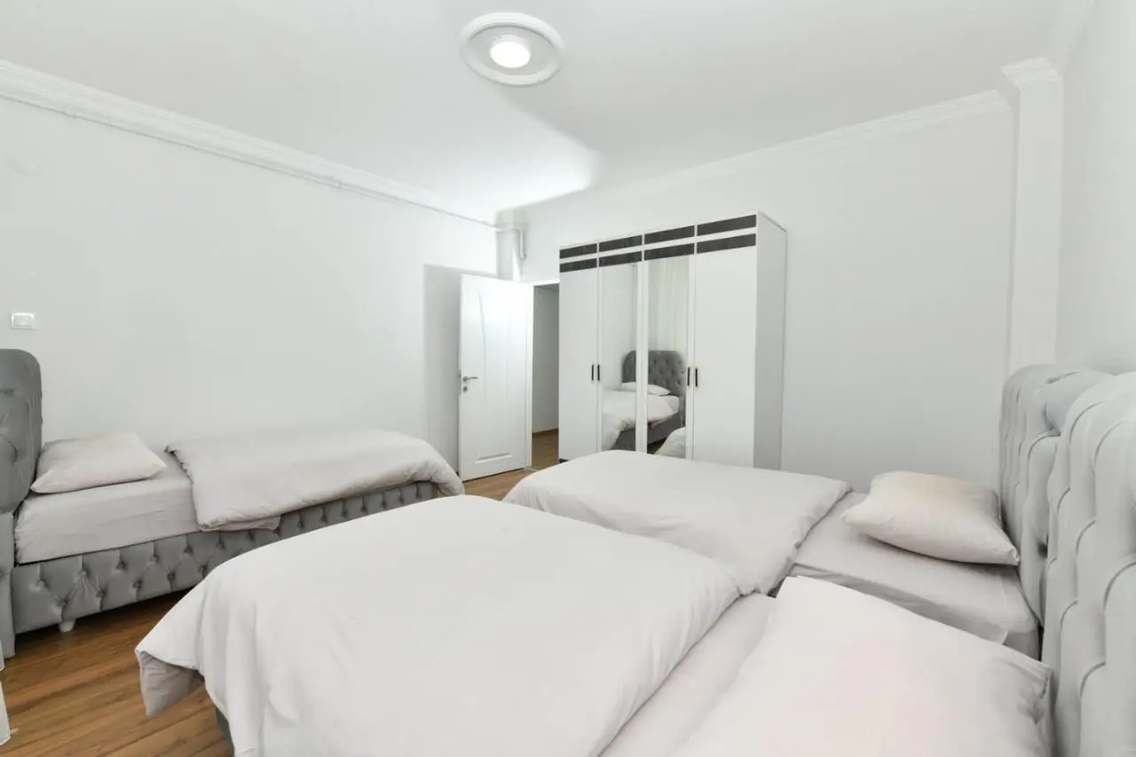 Dilek Apartments