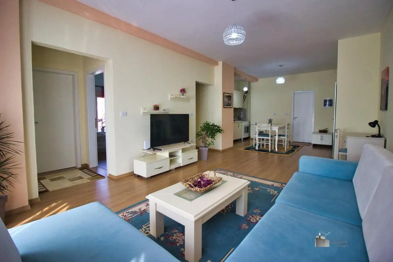 DAI Apartments- City & Castle view Gjirokaster