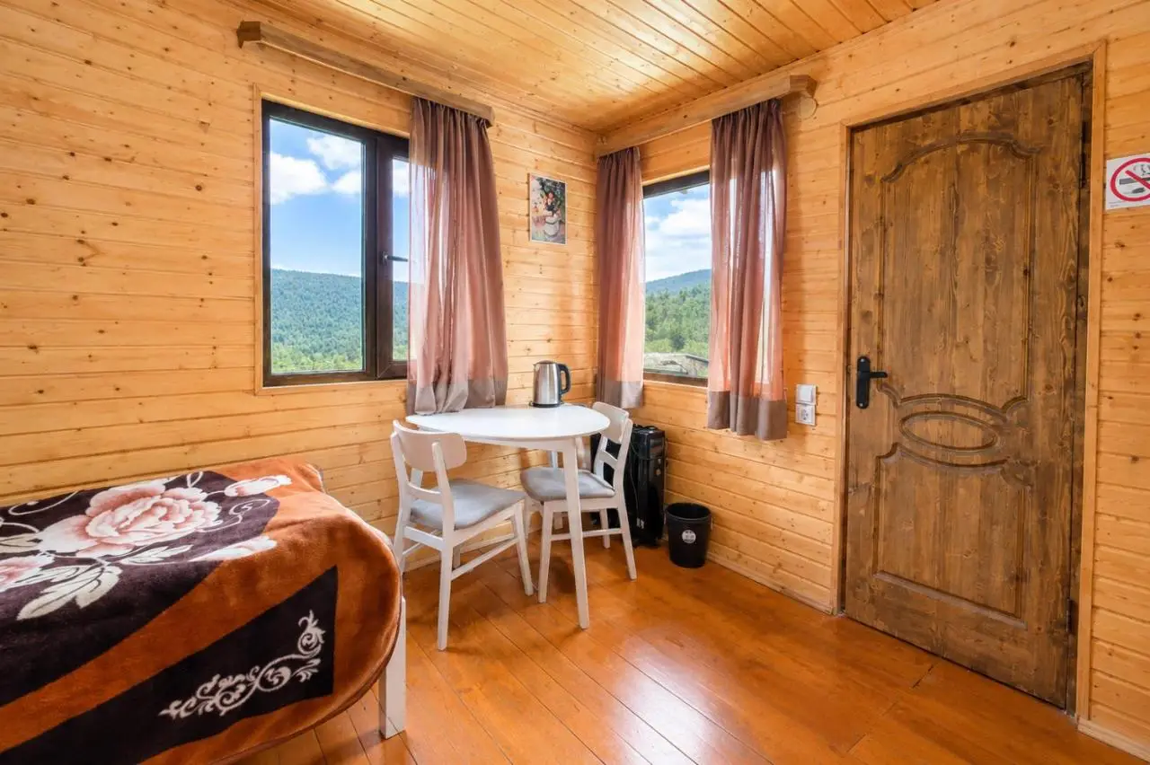 Ushguli Cabins l Cafe