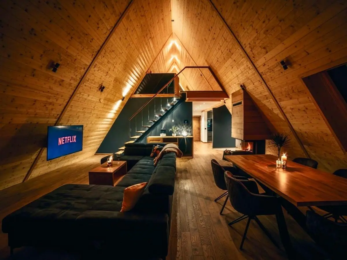 The Cozy Chalet