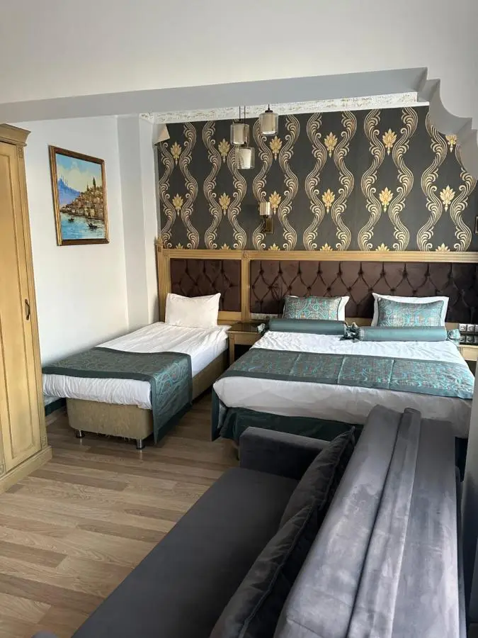 Blue Tuana Hotel Old City