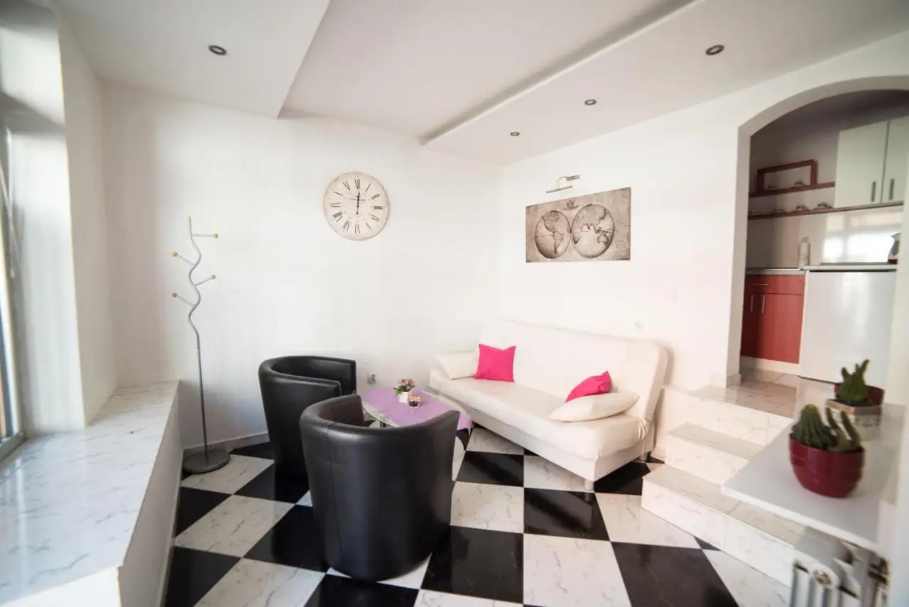 Apartman Hitno
