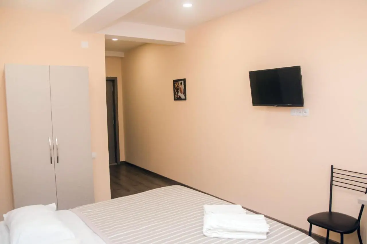 Red Hotel