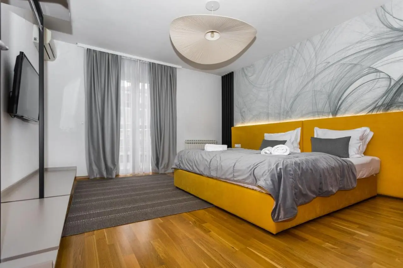 ApartVilla Art of Living luxury suite