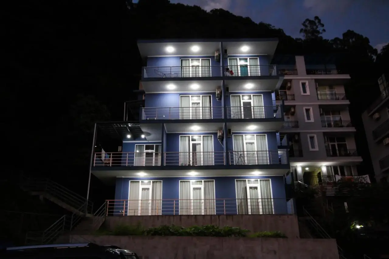 Guest House 99