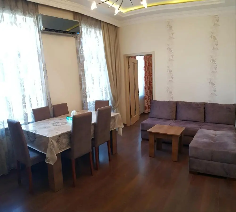 Central Baku Luxury Apartment on Nizami Street